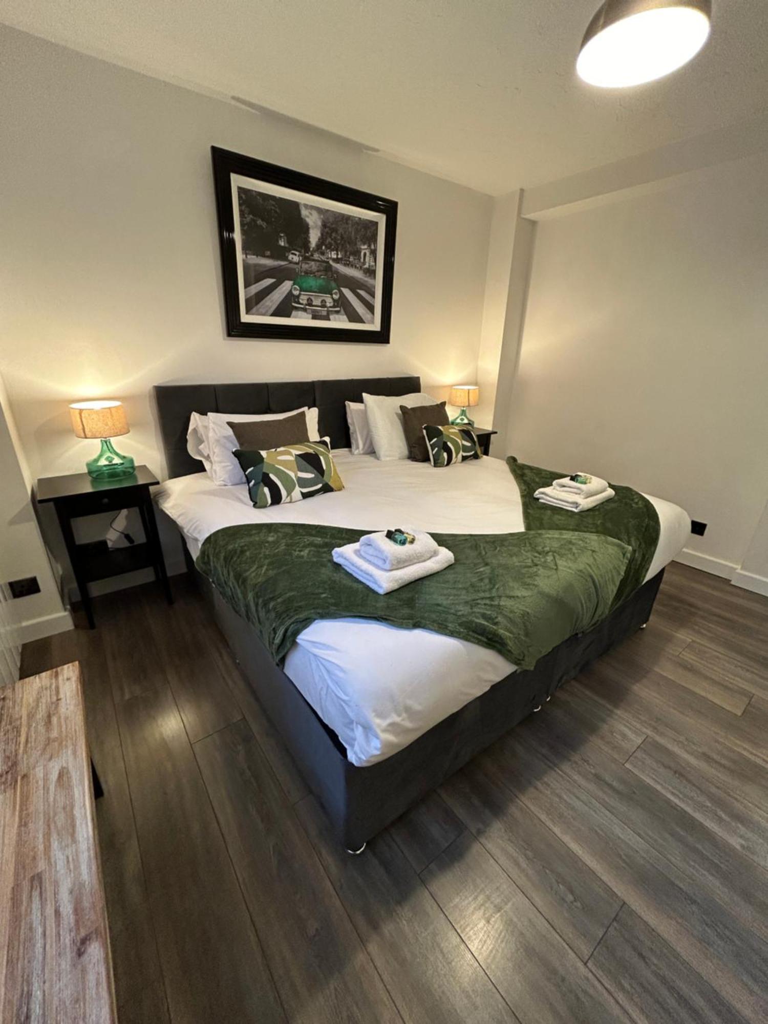 Spacious 3 Bedroom Apartment Close To Marina, 2 Parking Spaces, Kingsize Or Single Beds Southampton Kültér fotó
